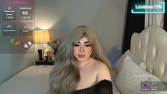 Snapshot of Unforgettable_Maria chatting on 03-10-26, 04:06 Unforgettable Maria online show from 03-10-26, 04:06