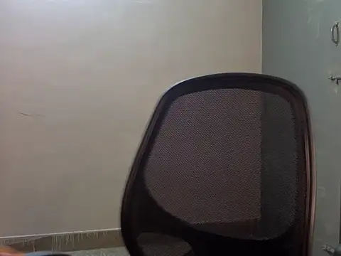 Snapshot of Hot-Honey20 chatting on 11-12-25, 07:53 Hot-Honey20 online show from 11-12-25, 07:53