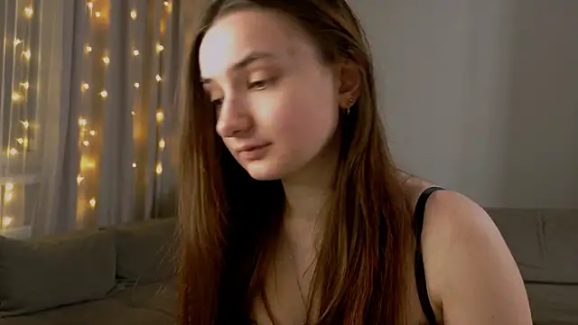 Snapshot of Lelia_Vibe chatting on 02-25-26, 06:17 Lelia Vibe online show from 02-25-26, 06:17