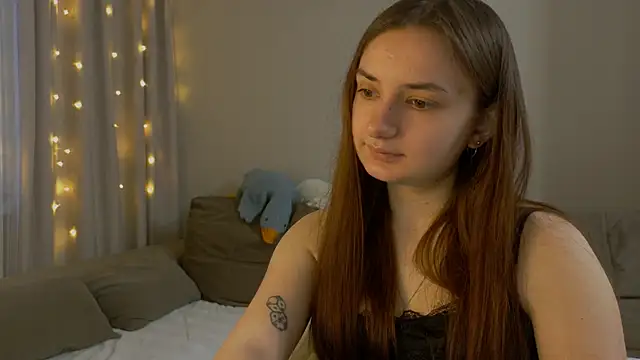 Snapshot of Lelia_Vibe chatting on 03-11-26, 03:07 Lelia Vibe online show from 03-11-26, 03:07