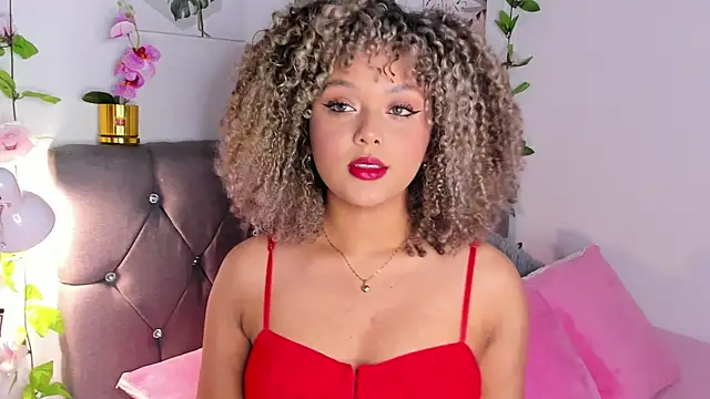 isajonnes18 online show from 10-24-25, 11:56