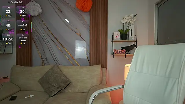 MilaCrave online show from 10-16-25, 11:55