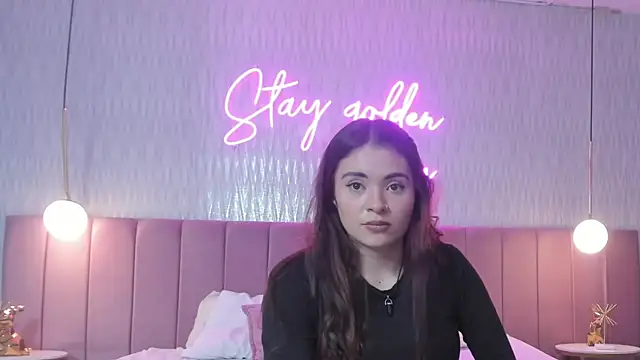 HANNA BASTIAN VC online show from 10-16-25, 01:23