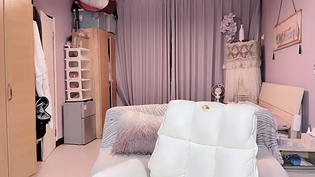 Y2Luvk online show from 09-10-25, 08:53