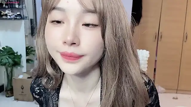 Y2Luvk online show from 02-06-26, 06:33