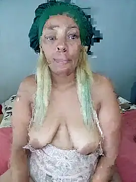 Snapshot of Eroticdollxx3 chatting on 04-20-26, 06:27 Eroticdollxx3 online show from 04-20-26, 06:27