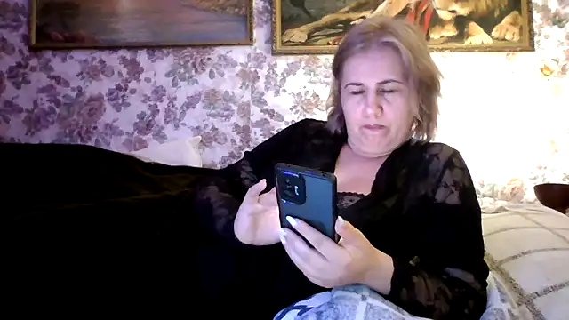 LustyyX online show from 09-17-25, 05:03