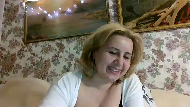 LustyyX online show from 04-29-26, 06:03