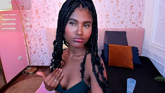 Snapshot of halleylorens chatting on 07-18-26, 07:39 halleylorens online show from 07-18-26, 07:39