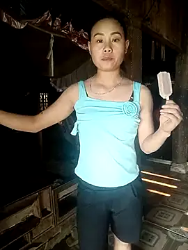 Ruaiuoi online show from 04-15-26, 08:43