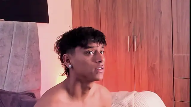 ZYZZ1312 online show from 09-20-25, 04:30