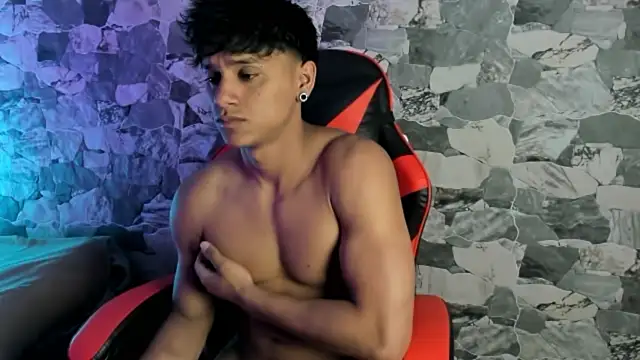ZYZZ1312 online show from 05-02-26, 04:17