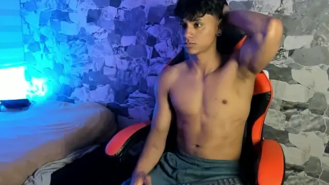 ZYZZ1312 online show from 06-02-26, 01:07