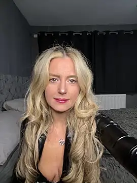 Snapshot of sammie-99 chatting on 02-17-26, 07:53 sammie-99 online show from 02-17-26, 07:53