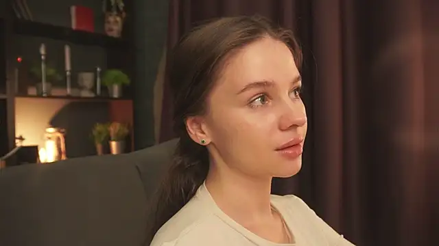 Olivia Farrell online show from 10-07-25, 12:35