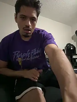 Snapshot of mrredcorn chatting on 11-23-25, 02:06 mrredcorn online show from 11-23-25, 02:06