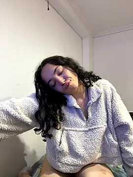 aliceclair  online show from 10-12-25, 06:01