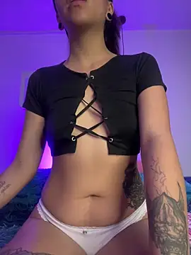 AlessiaSmith11 online show from 04-29-26, 03:10