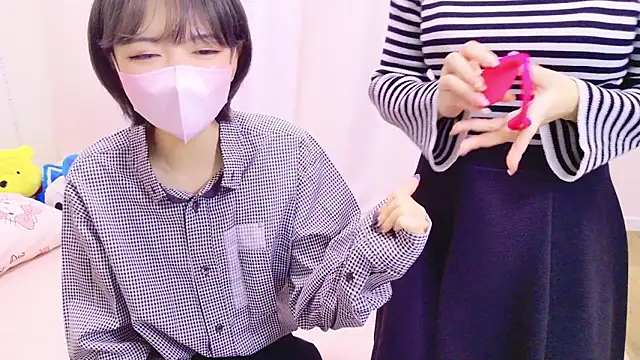 Snapshot of Azusa_DoMybest chatting on 10-25-25, 06:43 Azusa DoMybest online show from 10-25-25, 06:43