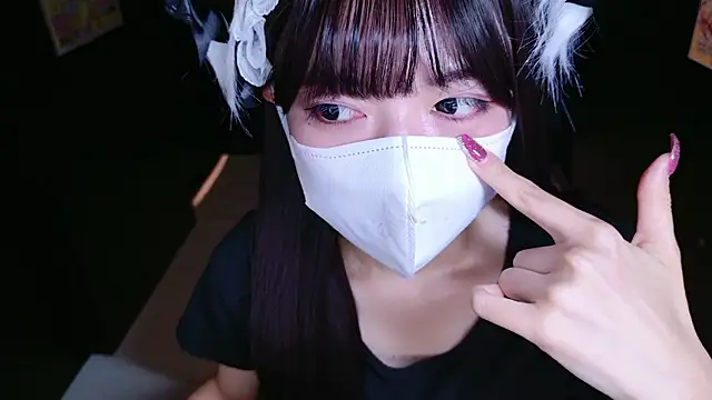 Snapshot of Azusa_DoMybest chatting on 11-18-25, 04:06 Azusa DoMybest online show from 11-18-25, 04:06