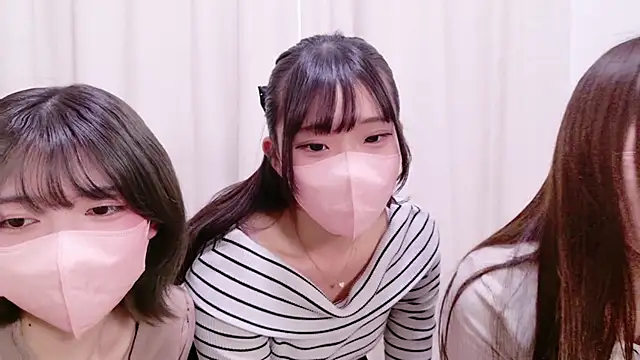 Snapshot of Azusa_DoMybest chatting on 01-12-26, 04:29 Azusa DoMybest online show from 01-12-26, 04:29