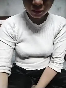 Mie rose online show from 11-04-25, 01:05