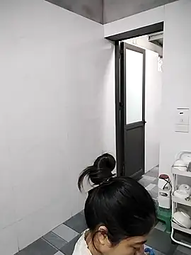 Mie rose online show from 11-19-25, 02:33