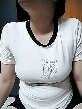 Mie rose online show from 04-25-26, 01:36