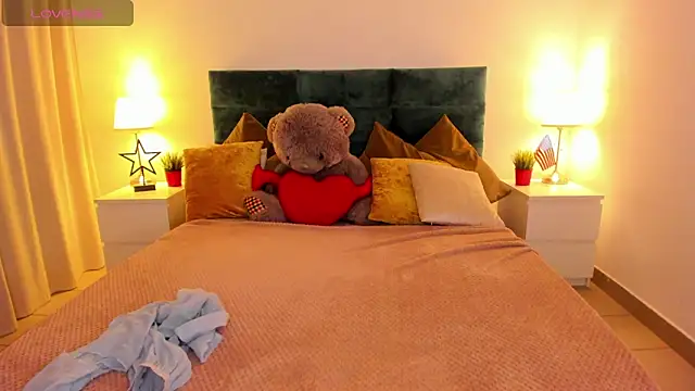 mishapallmer online show from 10-11-25, 01:16