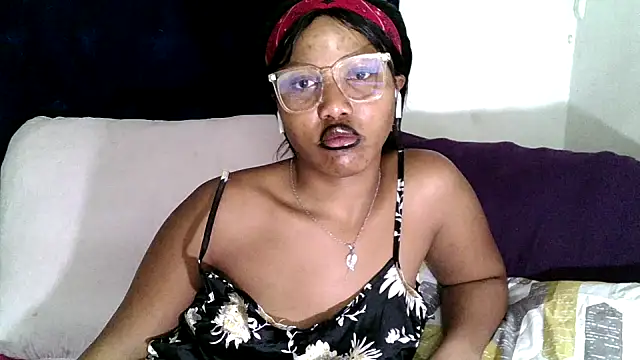 Snapshot of BUNNYCHOWX28 chatting on 12-03-25, 05:11 BUNNYCHOWX28 online show from 12-03-25, 05:11