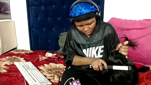 Snapshot of BUNNYCHOWX28 chatting on 01-12-26, 08:47 BUNNYCHOWX28 online show from 01-12-26, 08:47