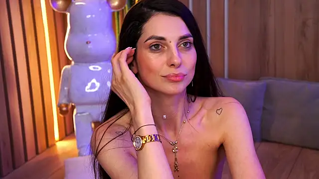 EllyLynn online show from 04-28-26, 02:27