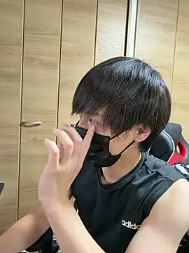 Snapshot of jiji9253 chatting on 05-21-26, 12:34 jiji9253 online show from 05-21-26, 12:34
