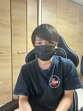 Snapshot of jiji9253 chatting on 07-18-26, 04:49 jiji9253 online show from 07-18-26, 04:49