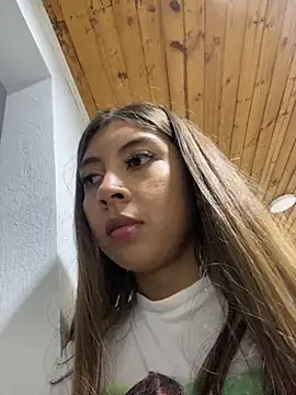 Sara-cooper2 online show from 11-02-25, 10:45