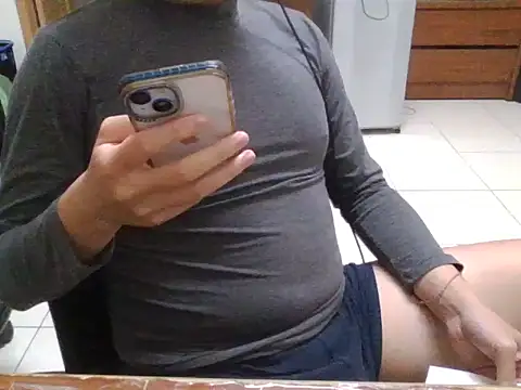 Snapshot of KAi0055 chatting on 02-03-26, 12:21 KAi0055 online show from 02-03-26, 12:21