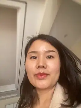 Snapshot of Mier-cn chatting on 11-13-25, 06:23 Mier-cn online show from 11-13-25, 06:23