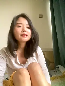 Snapshot of Mier-cn chatting on 11-17-25, 02:17 Mier-cn online show from 11-17-25, 02:17