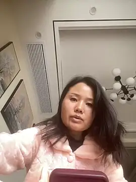 Snapshot of Mier-cn chatting on 12-04-25, 05:28 Mier-cn online show from 12-04-25, 05:28