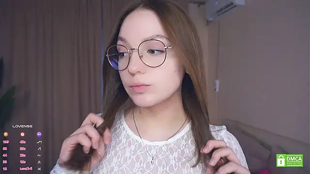 NguyetHankey online show from 09-08-25, 03:44