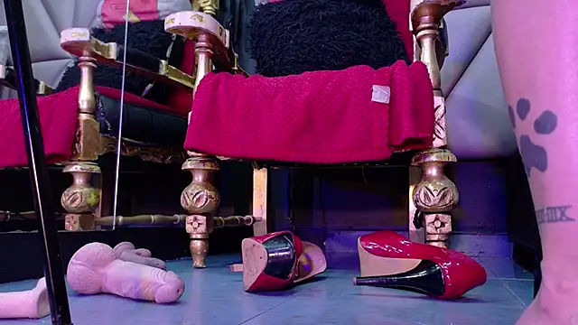 EvaSabath online show from 09-20-25, 05:19