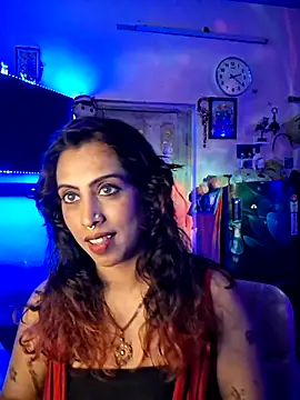 Snapshot of Love_Beauty01 chatting on 07-28-26, 08:52 Love Beauty01 online show from 07-28-26, 08:52