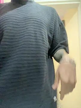 AlphaMasterXxx online show from 10-13-25, 01:44