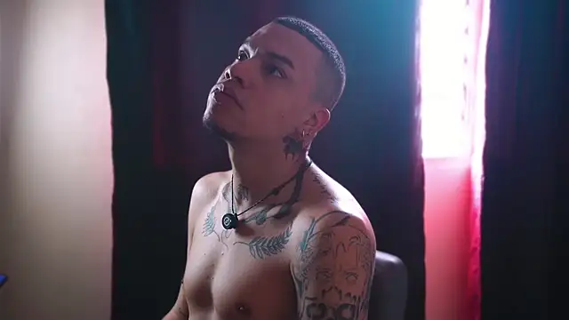 AlphaMasterXxx online show from 02-08-26, 03:48