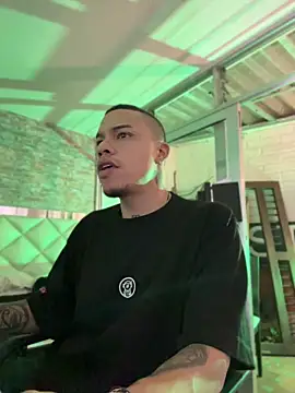 AlphaMasterXxx online show from 04-15-26, 01:12