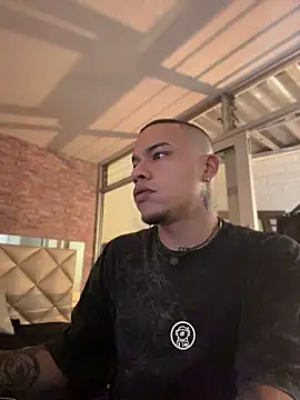 AlphaMasterXxx online show from 04-21-26, 03:02