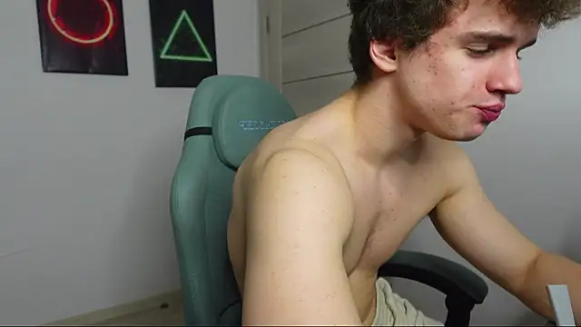 Ricky Becko online show from 10-06-25, 01:41