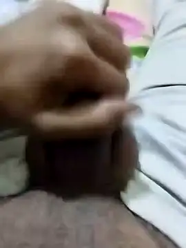 Snapshot of Sambox979 chatting on 01-12-26, 09:42 Sambox979 online show from 01-12-26, 09:42