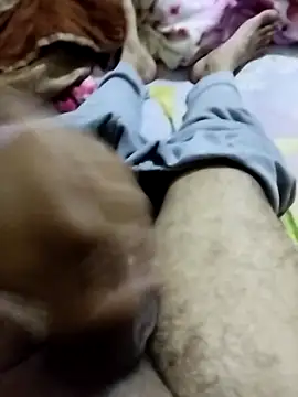 Snapshot of Sambox979 chatting on 03-12-26, 12:39 Sambox979 online show from 03-12-26, 12:39