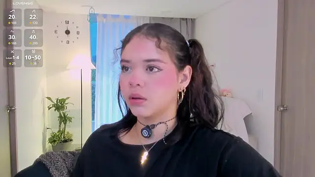 Snapshot of NikaVelvet1 chatting on 03-04-26, 11:00 NikaVelvet1 online show from 03-04-26, 11:00